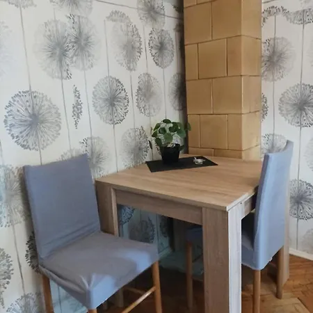 Saleo Apartment *